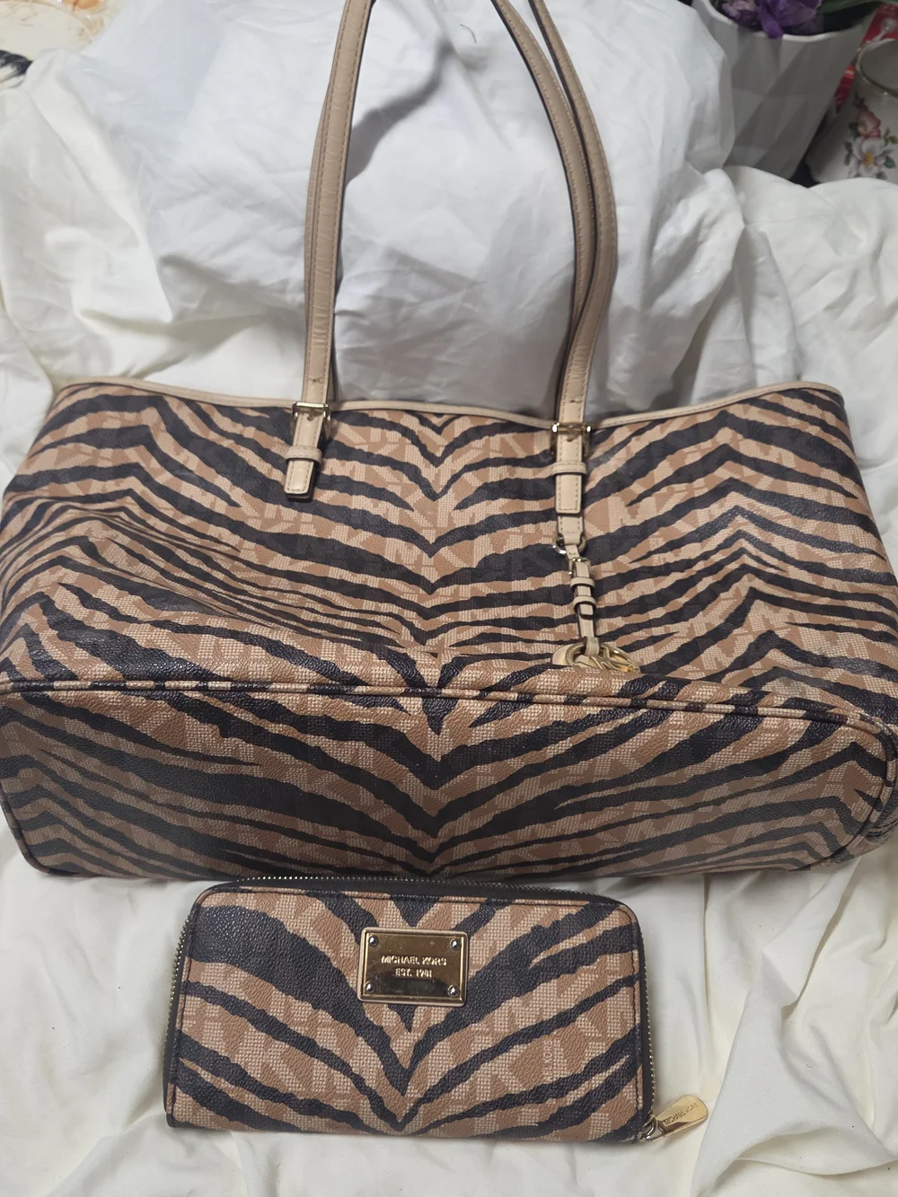 Michael Kors Zebra-Print Bag with Matching Wallet Laptop Travel Tote